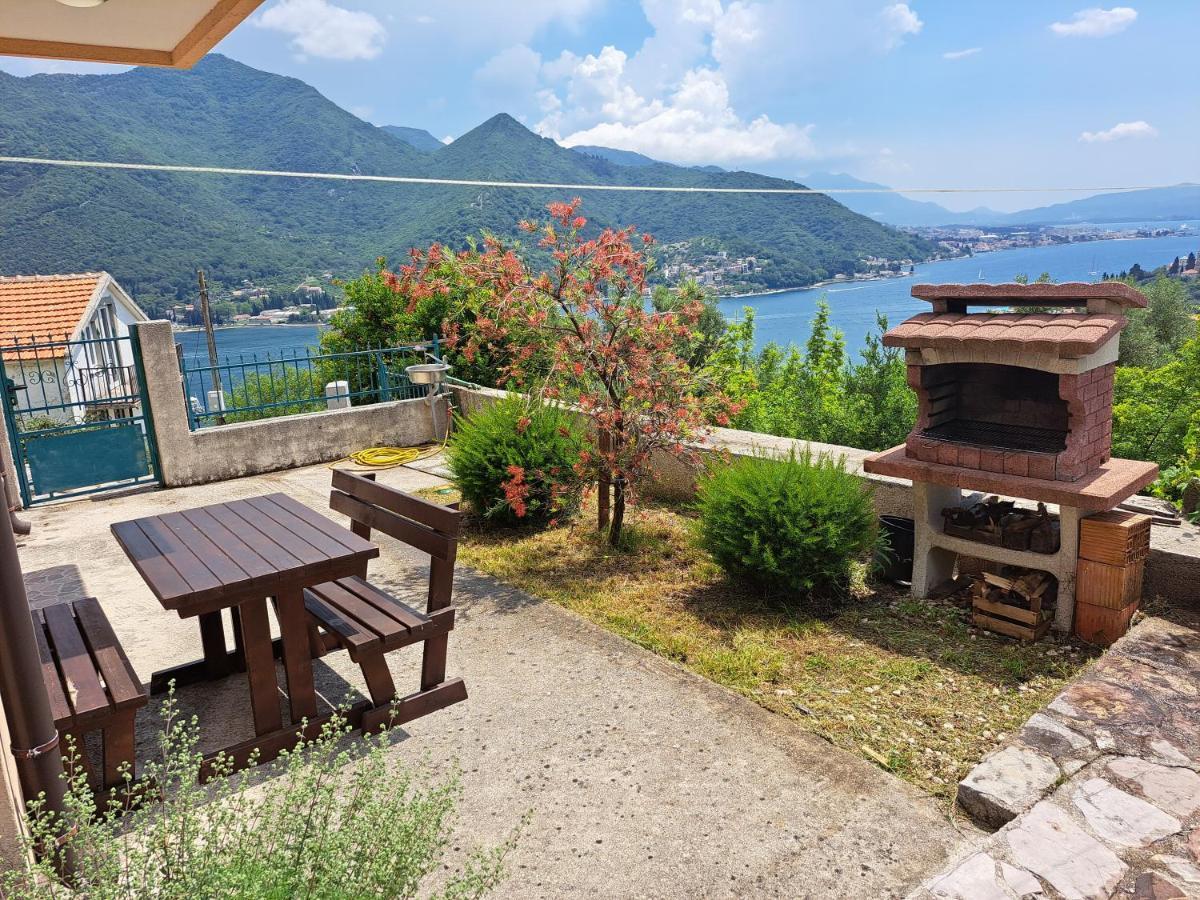 Holiday Home Sunny Hill Kamenari Bagian luar foto